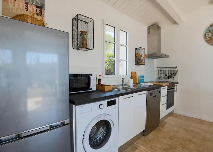 A 550m De La Plage, Maison Pour 4 * Saint-Martin-de-Ré