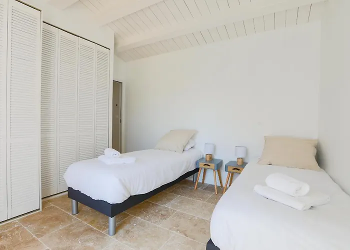 Belle Maison Pour 4 A Deux Pas De La De La Cible Hébergement de vacances *